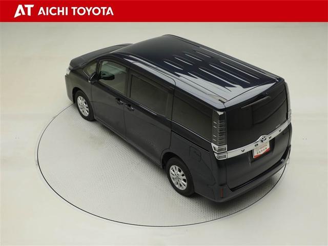 ヴォクシー Ｖ　リアクーラー　Ｂカメラ　盗難防止装置　ミュージックプレイヤー接続可　パワースライドドア　ＤＶＤ再生　ナビ＆ＴＶ　３列シート　クルーズコントロール　アルミホイール　キーレス　４ＷＤ車　メモリーナビ（12枚目）