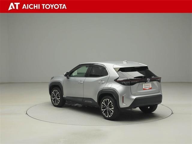 ヤリスクロス ハイブリッドＺ　クルーズＣ　横滑防止装置　リアカメラ　ワンオーナー車　フルセグ地デジ　ＬＥＤライト　メモリーナビゲーション　ナビ＆ＴＶ　盗難防止装置　電動シート　ドライブレコーダー　ＡＷ　キーレス　スマートキー（4枚目）