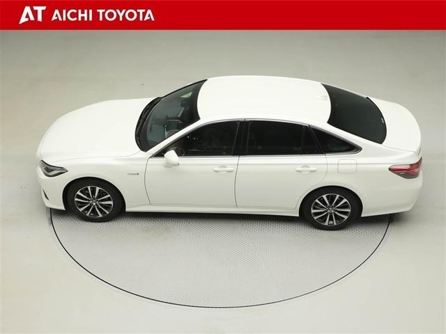 クラウンハイブリッド Ｓ　バックガイドモニター　メモリーナビゲーション　地デジＴＶ　ＥＴＣ車載器　電動シート　ＬＥＤヘッド　イモビライザー　メディアプレイヤー接続　横滑り防止装置　スマートキー　キーフリー　アルミホイール（11枚目）
