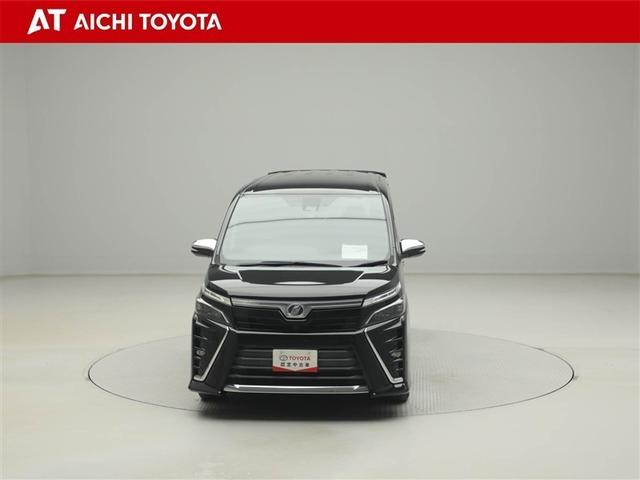 ヴォクシー ZS 煌 地上デジタル TSS 両側パワードア アイドリングストップ車 パワーウィンド 横滑防止 1オーナ DVD可 盗難防止装置 スマートエントリー Bカメラ AUX LEDヘッドライト メモリーナビ ETC(9枚目)