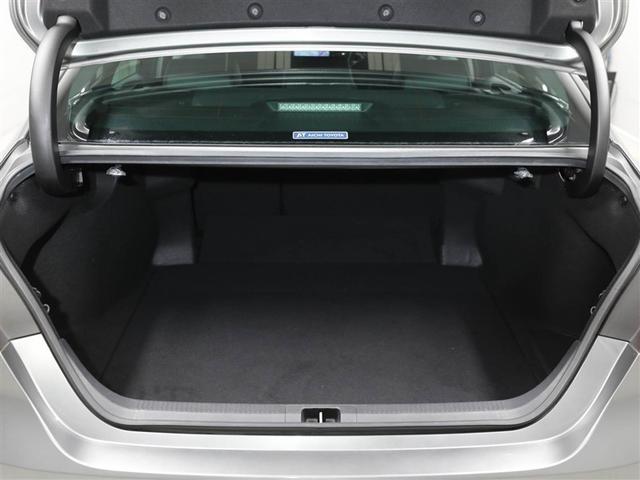 カムリ Ｇレザーパッケージ　衝突被害軽減　ＬＥＤランプ　横滑り防止　本革シート　電動シート　イモビライザー　エアバッグ　キーフリー　オートクルーズ　ＡＢＳ　ドライブレコーダ　オートエアコン　パワーウインドウ　インテリキー　ＥＴＣ（21枚目）