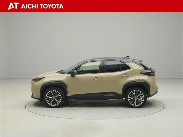 ヤリスクロス ハイブリッドＺ　ドライブレコーダ　インテリジェントキー　アルミホイル　ＬＥＤライト　１オ－ナ－　リアカメラ　ナビ　クルーズコントロール　横滑り防止システム　メモリーナビゲーション　電動シ－ト　パワステ　オートエアコン（3枚目）