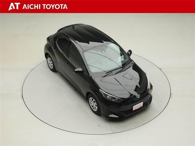 ヤリス Ｇ　バックモニタ－　誤発進抑制機能　１オーナー車　スマートキー　盗難防止装置　横滑り防止機能　キーレス　ＥＴＣ　オートエアコン　ＡＢＳ　運転席エアバック　サイドエアバッグ　ミュージックプレイヤー接続可（16枚目）