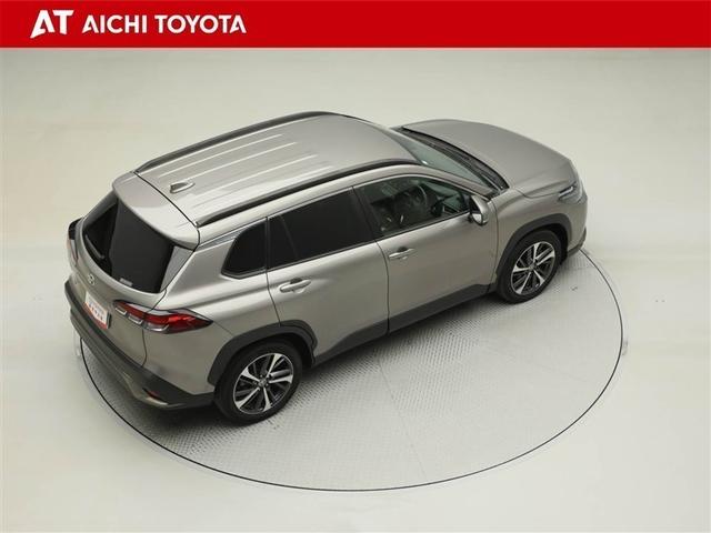 カローラクロス Ｚ　横滑り防止機能　１オ－ナ－　盗難防止装置　ドラレコ付　バックガイドモニター　クルーズコントロール　エアバッグ　キーフリーシステム　パワ－シ－ト　ＡＡＣ　ＥＴＣ車載器　ＡＷ　スマ－トキ－　ＡＢＳ（14枚目）