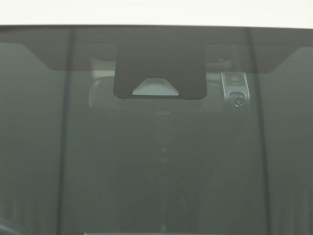 ヤリス ハイブリッドＧ　サイドエアバッグ　スマートキ　Ｂモニター　ドライブレコーダー　横滑り防止装置　クルコン　セキュリティアラーム　メディアプレイヤー接続　パワステ　キーフリー　オートエアコン　ＡＢＳ　Ｗエアバック（27枚目）