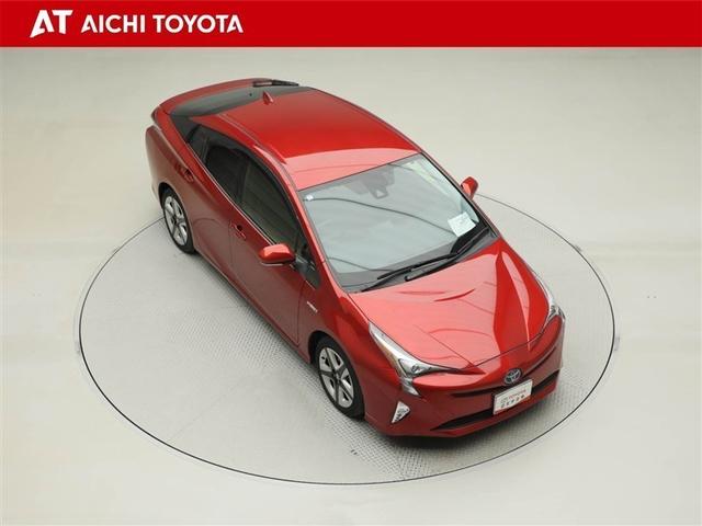 プリウス Ｓツーリングセレクション　レーダーブレーキサポート　フルオートエアコン　デュアルエアバック　バックモニタ－　ＡＷ　イモビ　ＥＳＣ　パワーウインド　スマキ－　ＥＴＣ車載器　サイドエアバック　フルセグ地デジＴＶ　ＤＶＤ再生可能（16枚目）