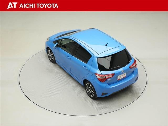 ヴィッツ Ｕ　スポーティパッケージ　バックカメラ　ＬＥＤライト　衝突軽減　ＥＴＣ　アイドリングストップ　ＤＶＤ（12枚目）