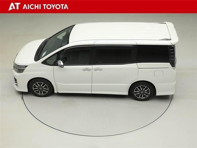 ヴォクシー ＺＳ　煌ＩＩ　スマートキー・プッシュスタート　寒冷地　バックガイドモニター　セキュリティアラーム　両側パワスラドア　１オーナー　ＥＴＣ車載器　地デジテレビ　ＶＳＣ　ＬＥＤライト　助手席エアバック　キーレスエントリー（11枚目）