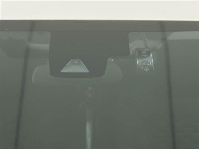 プリウスＰＨＶ Ａ　地上デジタル　バックモニタ　ワンオナ　メディアプレイヤー接続　オ－トエアコン　ＡＣ１００Ｖ　ＬＥＤ　盗難防止装置　スマートキー　オートクルーズコントロール　ＥＴＣ　ドラレコ　キーレス　アルミホイール（28枚目）