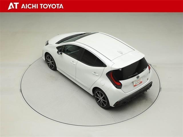 アクア GRスポーツ スマートキー&プッシュスタート イモビライザー ナビ LEDライト 衝突軽減ブレーキ ワンオーナー車 AC100V クルコン メモリナビ ミュージックプレイヤー接続可 横滑り防止装置 オートエアコン(12枚目)