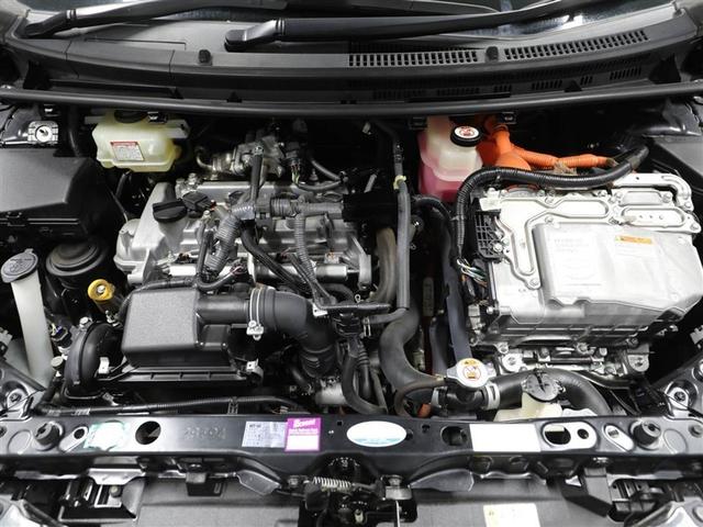 アクア Ｓスタイルブラック　ＡＵＸ端子　バックモニタ－　地デジフルセグ　ナビＴＶ　イモビライザー　ＬＥＤライト　スマートキープッシュスタート　１オーナー　ＥＴＣ付き　Ｗエアバッグ　キーフリ　メモリーナビゲーション　ドラレコ付き（25枚目）