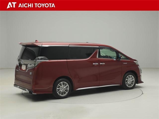 ヴェルファイアハイブリッド ＺＲ　両自動ドア　Ｗエアコン　衝突軽減　リヤカメラ　クルコン　横滑り防止機能　オートエアコン　盗難防止システム　電動シート　三列シート　ＬＥＤライト　スマキー　サイドエアバック　ＡＷＤ　エアバック　アルミ（6枚目）