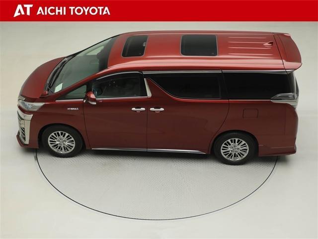 ヴェルファイアハイブリッド ＺＲ　両自動ドア　Ｗエアコン　衝突軽減　リヤカメラ　クルコン　横滑り防止機能　オートエアコン　盗難防止システム　電動シート　三列シート　ＬＥＤライト　スマキー　サイドエアバック　ＡＷＤ　エアバック　アルミ（11枚目）