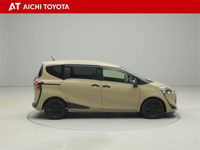 シエンタ Ｇ　グランパー　地デジ　ナビＴＶ　ＤＶＤ再生　ＬＥＤヘッドライト　メモリーナビ　アイドリングストップ　１オーナ　３列シート　エアバッグ　ＡＢＳ　盗難防止システム　Ｂカメラ　ＥＴＣ　パワステ　オートエアコン　キーレス（7枚目）