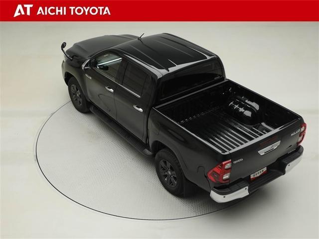 ハイラックス Ｚ　アイドリングＳＴＯＰ　プリクラッシュＳ　キーフリーシステム　運転席助手席エアバック　パワーウインドウ　スマートキー＆プッシュスタート　カーテンエアバック　切り替え４ＷＤ　セキュリティ　パワステ　ＡＢＳ（12枚目）