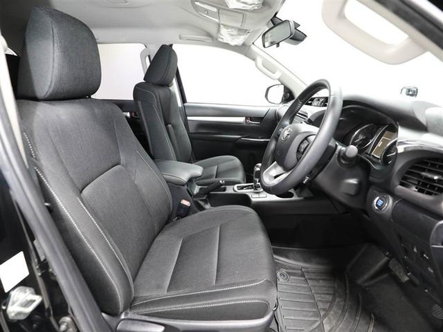 ハイラックス Ｚ　アイドリングＳＴＯＰ　プリクラッシュＳ　キーフリーシステム　運転席助手席エアバック　パワーウインドウ　スマートキー＆プッシュスタート　カーテンエアバック　切り替え４ＷＤ　セキュリティ　パワステ　ＡＢＳ（19枚目）