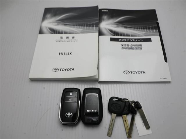 ハイラックス Ｚ　アイドリングＳＴＯＰ　プリクラッシュＳ　キーフリーシステム　運転席助手席エアバック　パワーウインドウ　スマートキー＆プッシュスタート　カーテンエアバック　切り替え４ＷＤ　セキュリティ　パワステ　ＡＢＳ（26枚目）