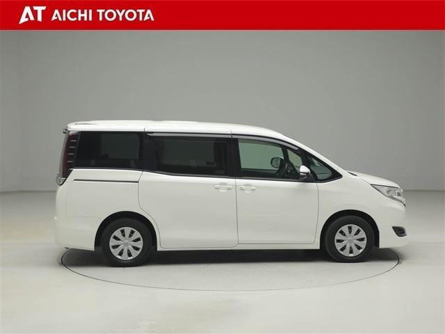 ノア Ｘ　ブレーキサポート　イモビライザー　アイドリングストッ　ＤＶＤ再生可　ＡＵＸ　デュアルエアコン　ワンオーナー車　クルーズＣ　バックモニタ－　地デジＴＶ　ＬＥＤランプ　オートエアコン　ＥＳＣ　ナビ＆ＴＶ（7枚目）