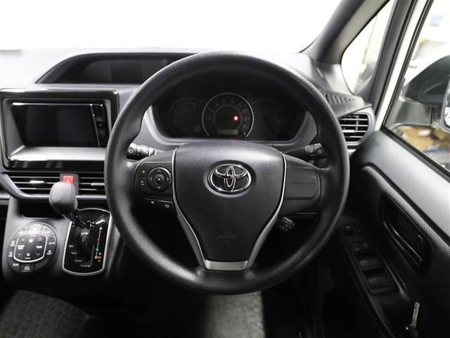 ノア Ｘ　ブレーキサポート　イモビライザー　アイドリングストッ　ＤＶＤ再生可　ＡＵＸ　デュアルエアコン　ワンオーナー車　クルーズＣ　バックモニタ－　地デジＴＶ　ＬＥＤランプ　オートエアコン　ＥＳＣ　ナビ＆ＴＶ（24枚目）