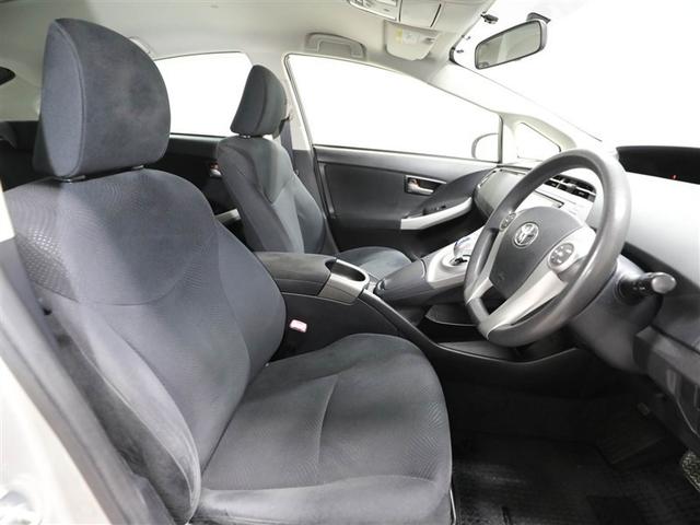 プリウス Ｓ　Ｂモニタ－　フルセグ地デジ　ＡＵＸ接続可　インテリキー　デュアルエアバック　エアＢ　イモビライザー　ＤＶＤ再生可能　ワンオーナー車　ナビＴＶ　ＡＵＴＯエアコン　横スベリ防止　アルミホイール　ＥＴＣ装備（19枚目）