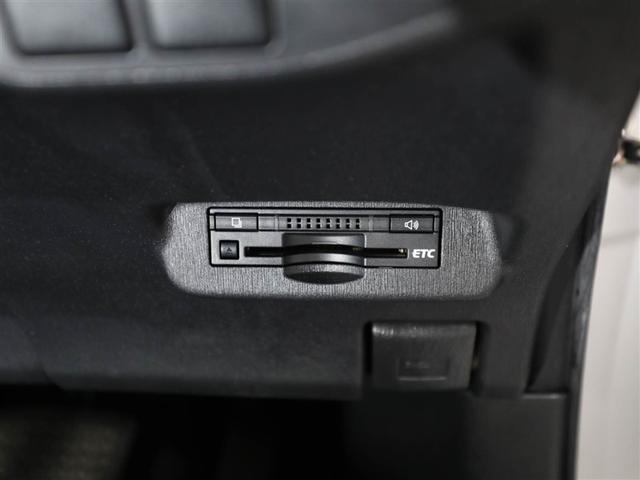 プリウス Ｓ　Ｂモニタ－　フルセグ地デジ　ＡＵＸ接続可　インテリキー　デュアルエアバック　エアＢ　イモビライザー　ＤＶＤ再生可能　ワンオーナー車　ナビＴＶ　ＡＵＴＯエアコン　横スベリ防止　アルミホイール　ＥＴＣ装備（26枚目）