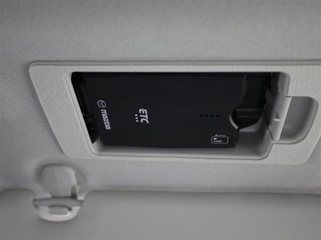 デミオ １５Ｓツーリング　Ｌパッケージ　ＬＥＤ　衝突軽減ブレーキ　バックカメラ　アイドリングストップ　ナビＴＶ　フルセグ　スマートキー　ＥＴＣ　オートエアコン　ミュージックプレイヤー接続可　ＤＶＤ再生可（26枚目）