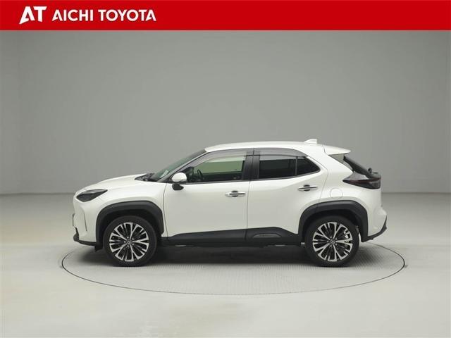 ヤリスクロス ハイブリッドＺ　パワーステアリング　横滑り防止装置　エアコン　ＬＥＤヘットランプ　クルーズＣ　ワンオーナー車　フルセグ地デジ　ＴＶ　ＡＷ　盗難防止装置　キーレス　ＡＢＳ　電動シート　スマートキー　エアバッグ　ＥＴＣ（3枚目）