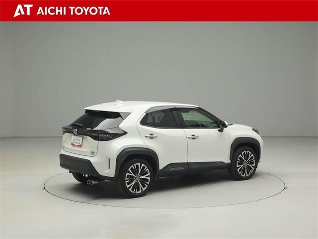 ヤリスクロス ハイブリッドＺ　パワーステアリング　横滑り防止装置　エアコン　ＬＥＤヘットランプ　クルーズＣ　ワンオーナー車　フルセグ地デジ　ＴＶ　ＡＷ　盗難防止装置　キーレス　ＡＢＳ　電動シート　スマートキー　エアバッグ　ＥＴＣ（6枚目）