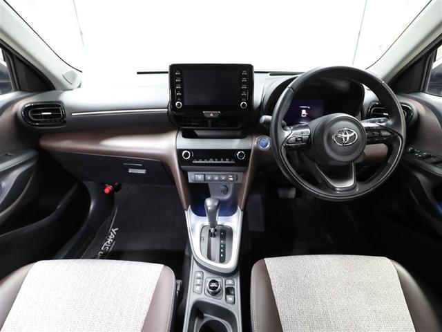 ヤリスクロス ハイブリッドＺ　パワーステアリング　横滑り防止装置　エアコン　ＬＥＤヘットランプ　クルーズＣ　ワンオーナー車　フルセグ地デジ　ＴＶ　ＡＷ　盗難防止装置　キーレス　ＡＢＳ　電動シート　スマートキー　エアバッグ　ＥＴＣ（18枚目）