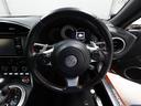 各操作スイッチなどもハンドルから手を放すことなく操作可能で安全運転に支援いたします!
