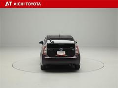 ハイブリッド車を買うならトヨタの『ＴＯＹＯＴＡ認定中古車』！保証は、初度登録年月より起算して１０年間、累計走行距離２０万キロ迄。更に、ロングラン保証が１年付で安心安全です♪ 5