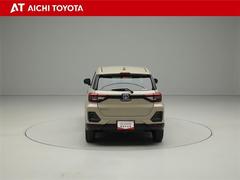 ハイブリッド車を買うならトヨタの『ＴＯＹＯＴＡ認定中古車』！保証は、初度登録年月より起算して１０年間、累計走行距離２０万キロ迄。更に、ロングラン保証が１年付で安心安全です♪ 5