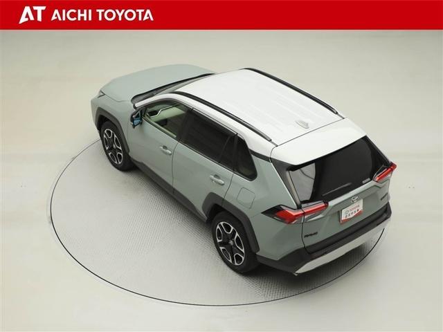 ＲＡＶ４ アドベンチャー　リヤカメラ　アルミ　クルーズＣ　ＬＥＤライト　１オーナー　イモビ　ＥＳＣ　スマキー　ＰＳ　ＥＴＣ付き　エアコン　４ＷＤ車　電動パワーシート　パワーウインドウ　サイドエアバッグ　ＡＢＳ　キーレス（12枚目）