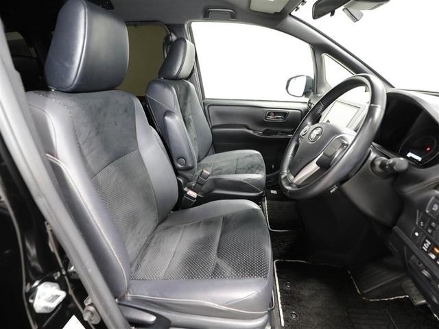 ヴォクシー ＺＳ　煌ＩＩＩ　プリクラッシュ　スマートキ　アイスト　ＤＶＤ再生機能　横滑り防止装置　ナビＴＶ　アルミ　三列シート　ＷＡＣ　盗難防止　オートエアコン　キーレス　ＥＴＣ装備　パワステ　メモリナビ　クルコン　ＡＢＳ（19枚目）