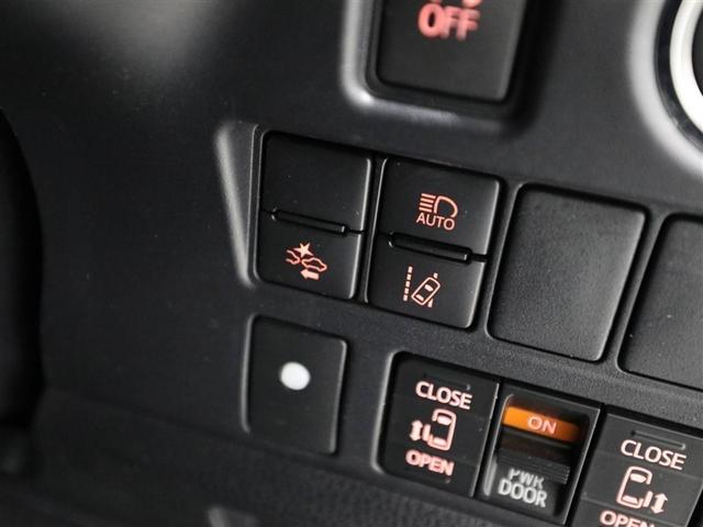 ヴォクシー ＺＳ　煌ＩＩＩ　プリクラッシュ　スマートキ　アイスト　ＤＶＤ再生機能　横滑り防止装置　ナビＴＶ　アルミ　三列シート　ＷＡＣ　盗難防止　オートエアコン　キーレス　ＥＴＣ装備　パワステ　メモリナビ　クルコン　ＡＢＳ（28枚目）