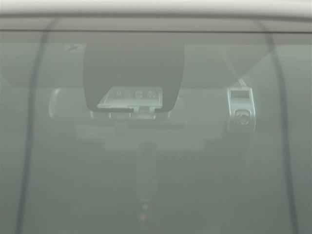 ヴォクシー ＺＳ　煌ＩＩＩ　プリクラッシュ　スマートキ　アイスト　ＤＶＤ再生機能　横滑り防止装置　ナビＴＶ　アルミ　三列シート　ＷＡＣ　盗難防止　オートエアコン　キーレス　ＥＴＣ装備　パワステ　メモリナビ　クルコン　ＡＢＳ（29枚目）