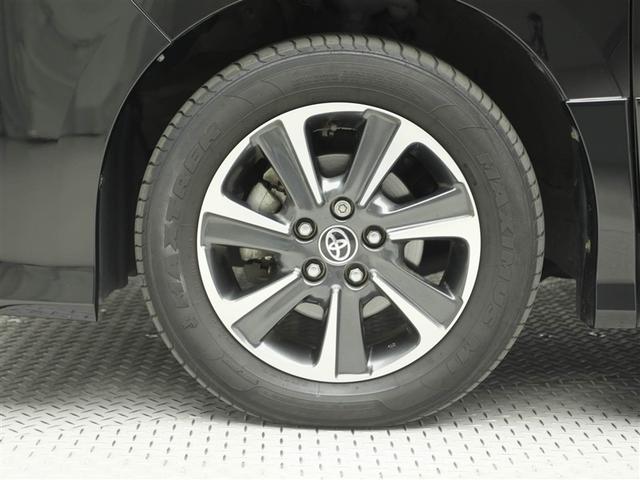 ヴォクシー ＺＳ　煌ＩＩＩ　プリクラッシュ　スマートキ　アイスト　ＤＶＤ再生機能　横滑り防止装置　ナビＴＶ　アルミ　三列シート　ＷＡＣ　盗難防止　オートエアコン　キーレス　ＥＴＣ装備　パワステ　メモリナビ　クルコン　ＡＢＳ（31枚目）