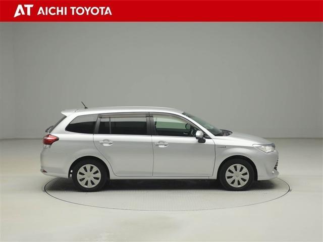 カローラフィールダー ハイブリッドＧ　スマートエントリー　ワンオーナー車　助手席エアバック　フルセグ地デジＴＶ　エアバック　メディアプレイヤー接続　カーテンエアバッグ　ＤＶＤ視聴可　ワイヤレスキー　盗難防止　パワーウィンド　横滑防止装置（7枚目）