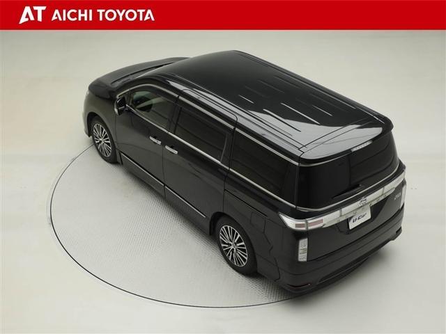 エルグランド ３５０ハイウェイスター　ＤＶＤ可　Ｗエアコン　ＥＳＣ　バックモニター　両側自動スライドドア　衝突被害軽減システム　スマキー　ミュージックプレイヤー接続可　クルコン　３列シート　ドライブレコーダー　パワーステ　盗難防止装置（12枚目）