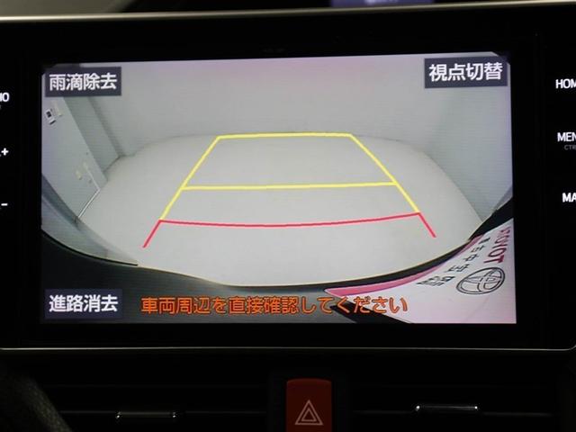 バックモニター装着車は後退時の強い味方です♪車庫入れや縦列駐車の際、後退操作の参考になるガイドラインをナビ画面に表示します。
