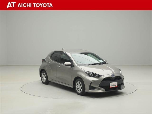 ヤリス ハイブリッドＧ　サイドエアバッグ　スマートキ　Ｂモニター　ＥＴＣ車載器　横滑り防止装置　クルコン　セキュリティアラーム　メディアプレイヤー接続　パワステ　キーフリー　オートエアコン　ＡＢＳ　Ｗエアバック　エアバッグ（8枚目）