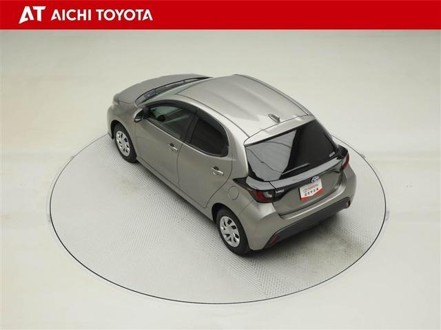 ヤリス ハイブリッドＧ　サイドエアバッグ　スマートキ　Ｂモニター　ＥＴＣ車載器　横滑り防止装置　クルコン　セキュリティアラーム　メディアプレイヤー接続　パワステ　キーフリー　オートエアコン　ＡＢＳ　Ｗエアバック　エアバッグ（12枚目）