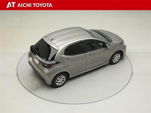 ヤリス ハイブリッドＧ　サイドエアバッグ　スマートキ　Ｂモニター　ＥＴＣ車載器　横滑り防止装置　クルコン　セキュリティアラーム　メディアプレイヤー接続　パワステ　キーフリー　オートエアコン　ＡＢＳ　Ｗエアバック　エアバッグ（14枚目）