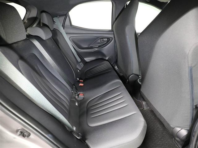 ヤリス ハイブリッドＧ　サイドエアバッグ　スマートキ　Ｂモニター　ＥＴＣ車載器　横滑り防止装置　クルコン　セキュリティアラーム　メディアプレイヤー接続　パワステ　キーフリー　オートエアコン　ＡＢＳ　Ｗエアバック　エアバッグ（20枚目）