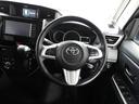 各操作スイッチなどもハンドルから手を放すことなく操作可能で安全運転に支援いたします!
