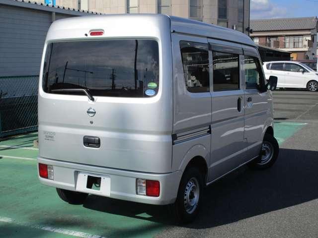 日産 ＮＶ１００クリッパーバン