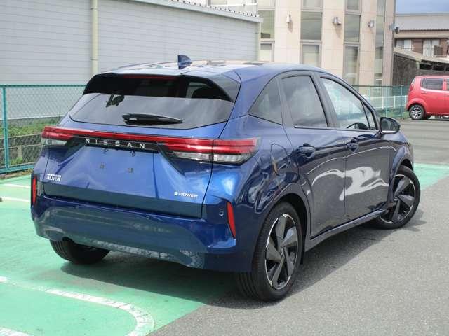 オーラ １．２　Ｇ　全周囲モニタ　踏み間違い防止アシスト　車線逸脱防止　ＬＥＤライト　インテリジェントクルーズ　アルミ　ナビＴＶ　インテリキー　キーレスエントリー　記録簿　メモリーナビ　ＥＴＣ　オートエアコン（2枚目）