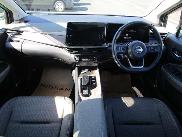 オーラ 1.2 G 自動(被害軽減)ブレーキ LED LKA カーナビ ETC アルミホイール インテリジェントキー パワーウィンドウ フルオートエアコン キーレスエントリー メモリーナビ 記録簿 パワーステアリング(3枚目)