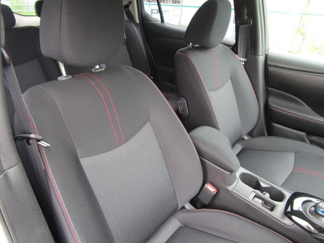 リーフ NISMO 踏み間違い防止 レーンキープアシスト クルーズコントロール スマートキー パーキングアシスト 寒冷地仕様 ETC車載器 アルミホイール キーレス オートエアコン メモリーナビ ナビTV 記録簿 ABS(25枚目)