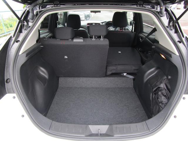 リーフ NISMO 踏み間違い防止 レーンキープアシスト クルーズコントロール スマートキー パーキングアシスト 寒冷地仕様 ETC車載器 アルミホイール キーレス オートエアコン メモリーナビ ナビTV 記録簿 ABS(27枚目)